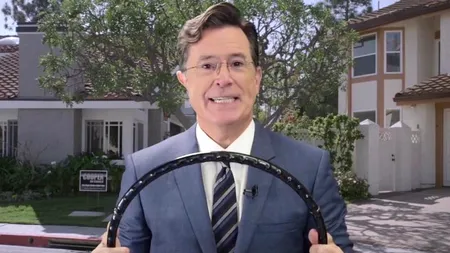 Veste bună pentru fanii comedianului Stephen Colbert. Vocea acestuia îi poate ghida într-o populară aplicație de navigație