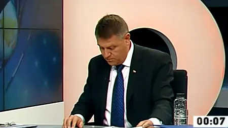 De ce nu a folosit Klaus Iohannis GLONȚUL DE ARGINT în dezbaterea de miercuri seara. Ce urmează în timpul rămas până la votul de duminică