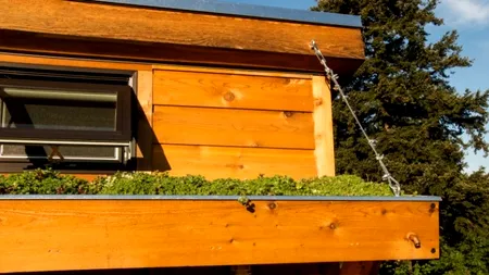 GALERIE FOTO: Pare o cutie din lemn. Ce ascunde în interior este uimitor