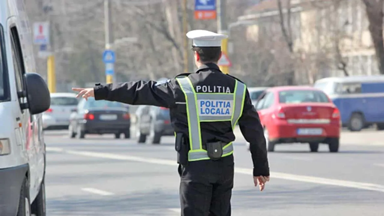 Noua lege votată de Parlament! Polițiștii locali ar putea primi puteri similare cu ale poliției naționale în cazul contravențiilor rutiere