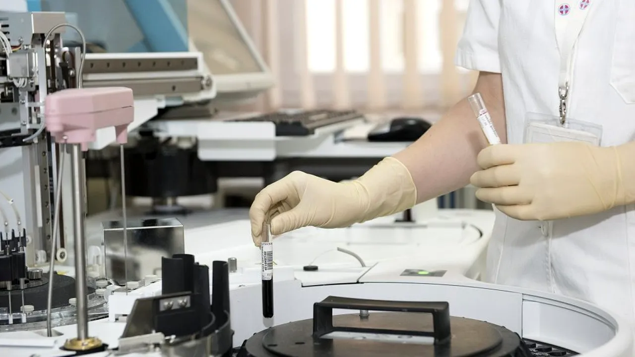 Aparat pentru DEPISTAREA GRIPEI PORCINE, folosit la testarea coronavirusului în Brăila
