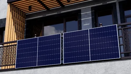 Într-o țară europeană, panourile SOLARE instalate pe balcon sunt la modă. Sunt mult mai ușor de instalat decât panourile de pe acoperiș