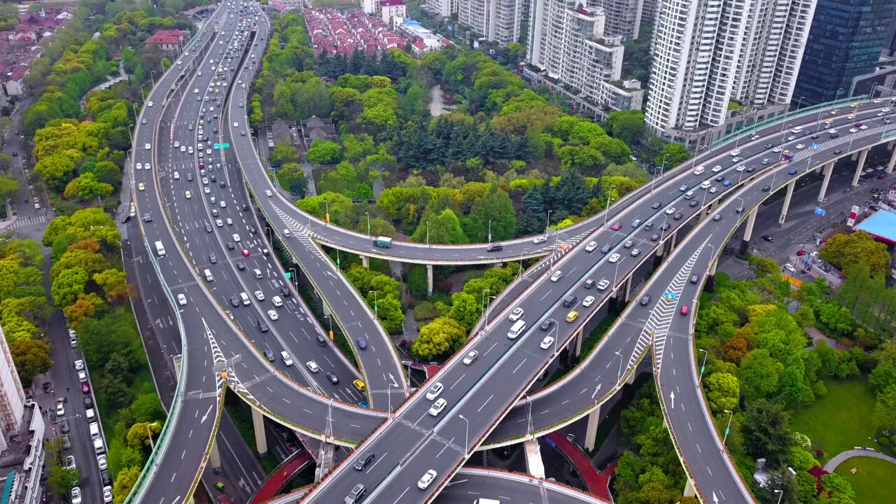 Ce au făcut chinezii când un bătrân a refuzat oferta Guvernului și nu a vrut să-și vândă locuința în vederea construcției unei autostrăzi