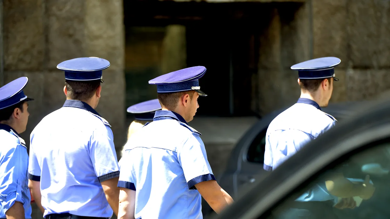 Proiect: Polițistul poate folosi forța dacă e provocat. Arma, utilizată în cazul cetățenilor agresivi