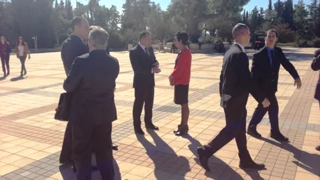 Elan Schwartzenberg, apariție-surpriză în timpul vizitei lui Băsescu în Israel