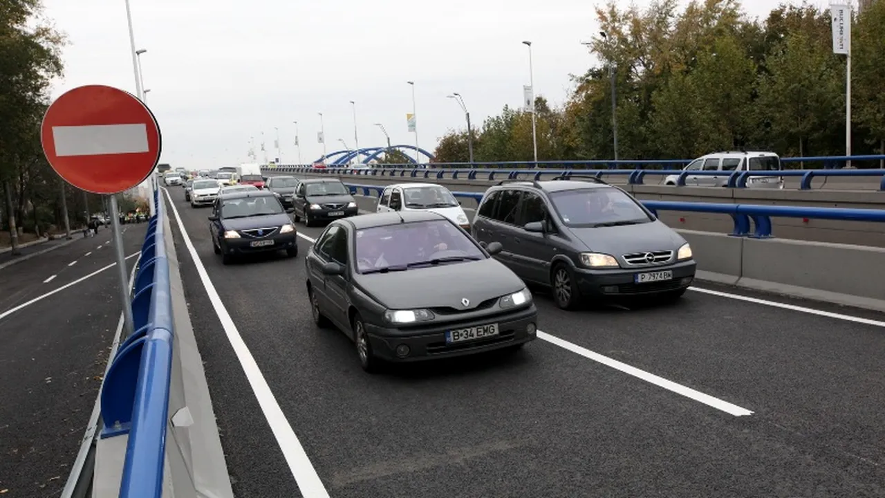 Veste bună pentru șoferi. Al doilea pod al pasajului Mihai Bravu a fost deschis. GALERIE FOTO