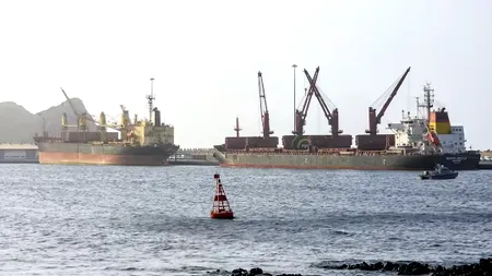 Iranul respinge planul Omanului privind Strâmtoarea Ormuz și cere control extins asupra rutei-cheie pentru transportul petrolului