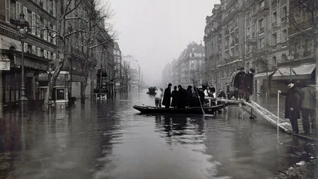 Parisul se pregătește pentru o INUNDAȚIE precum cea din 1910. 700.000 de oameni ar putea fi afectați