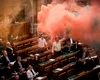 Fumigene LGBTQ+ în Parlamentul Ungariei. Opoziția i-a dedicat IMNUL RUSIEI lui Viktor Orban la Budapesta