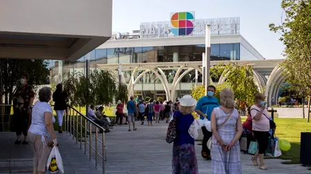 Piaţa Sudului din Sectorul 4 a fost inaugurată, marți, după ce a fost refăcută complet (FOTO)