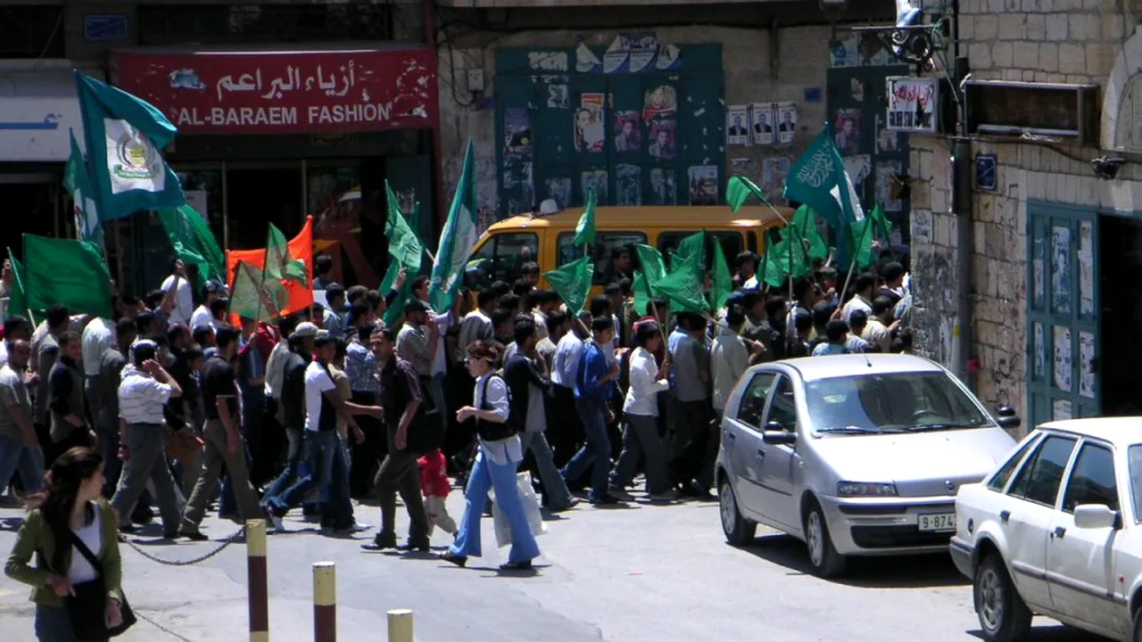 Hamas și Fatah au bătut palma pentru viitorul Palestinei. Înțelegerea care aruncă în aer Orientul Mijlociu