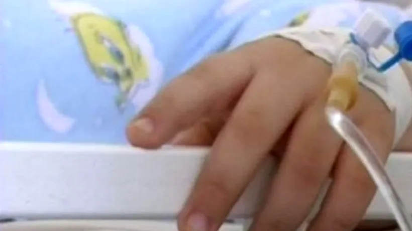 Părinții unui copil bolnav de cancer din Iași, obligați de instanță să accepte tratamentul 