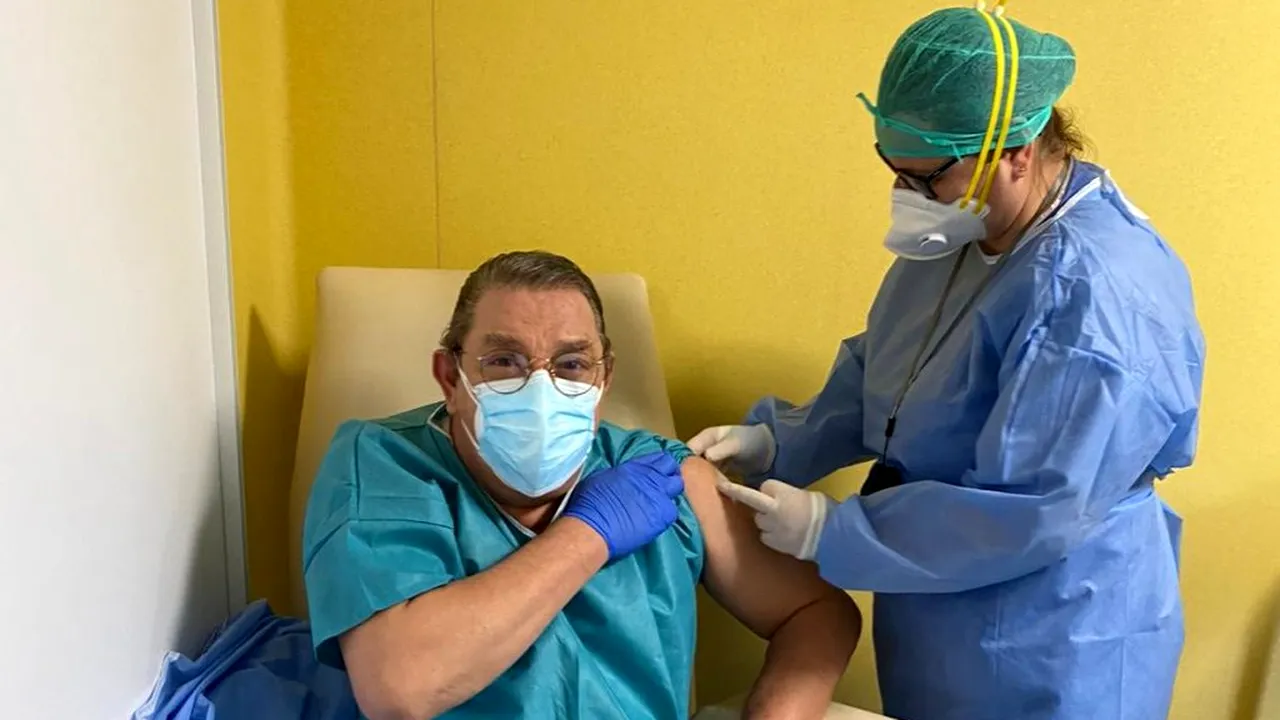 EXCLUSIV. Medicul Șerban Bubenek s-a vaccinat, astăzi, anti-COVID: ”Știu ca voi fi protejat de acest vaccin așa cum am fost protejat toată viața prin toate celelalte vaccinuri pe care le-am primit”