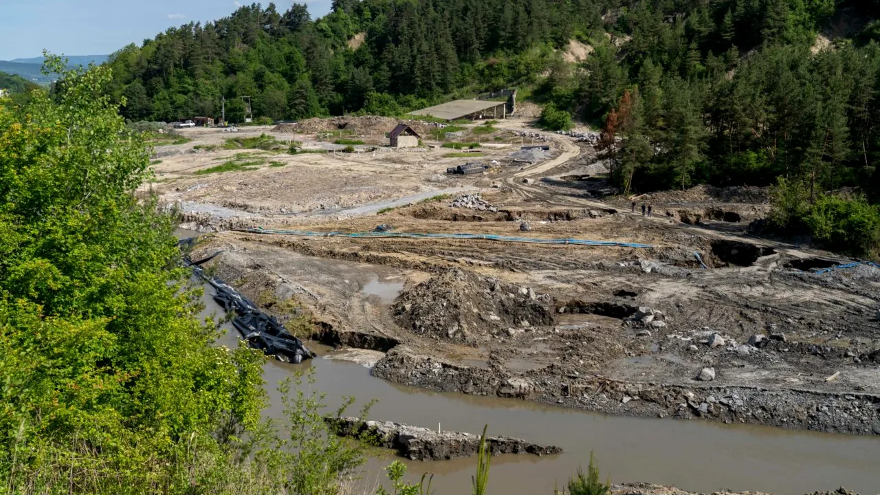 Administraţia Naţională „Apele Române” a definitivat analiza soluţiei tehnice pentru DESALINIZAREA localităţilor din judeţul Mureş