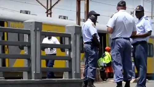 Accident feroviar în Johannesburg, soldat cu sute de răniți