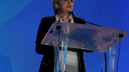 Corina Crețu, mărturisire în fața colegilor din Pro România: Credeți că mi-a fost ușor să plec de la un salariu de 18.000 de euro pe lună?