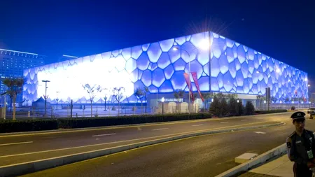 Din piscină olimpică, parc de distracții. GALERIE FOTO din 