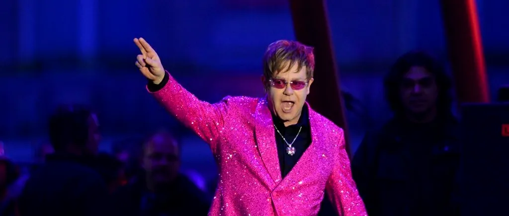 Cântărețul Elton John, acuzat că a creat dificultăți în schimbul cultural dintre China și alte țări