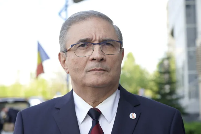 Ce semnifica&#539;ii are pentru Rom&acirc;nia &#537;i Europa planul de pace al lui Trump pe Ucraina? Fostul &#537;ef al spionajului rom&acirc;nesc &#537;i un fost consilier preziden&#539;ial explic&#259; pentru G&acirc;ndul: &bdquo;Este vorba despre evitarea unei catastrofe totale&rdquo;/&bdquo;Bucure&#537;tiului &icirc;i va fi foarte greu s&#259; mai fac&#259; pa&#537;i &icirc;napoi&rdquo;