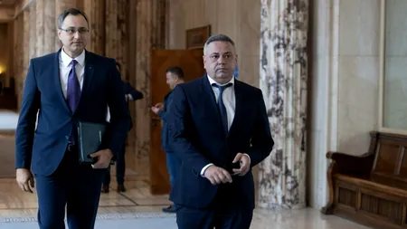Florin Barbu, în timpul MOȚIUNII: Așa este că nu știați toate aceste realizări al noastre? / Stimaţi USR-işti: laptele iese din vacă, nu din cutie!