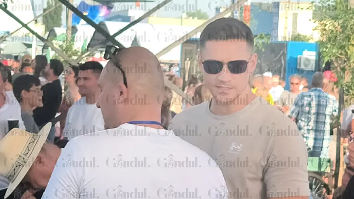 SPP-istul lui Nicușor Dan, celebrul Ionuț, a fost prezent la BIAS. Cum a fost surprinsă „umbra” președintelui, în afara misiunii