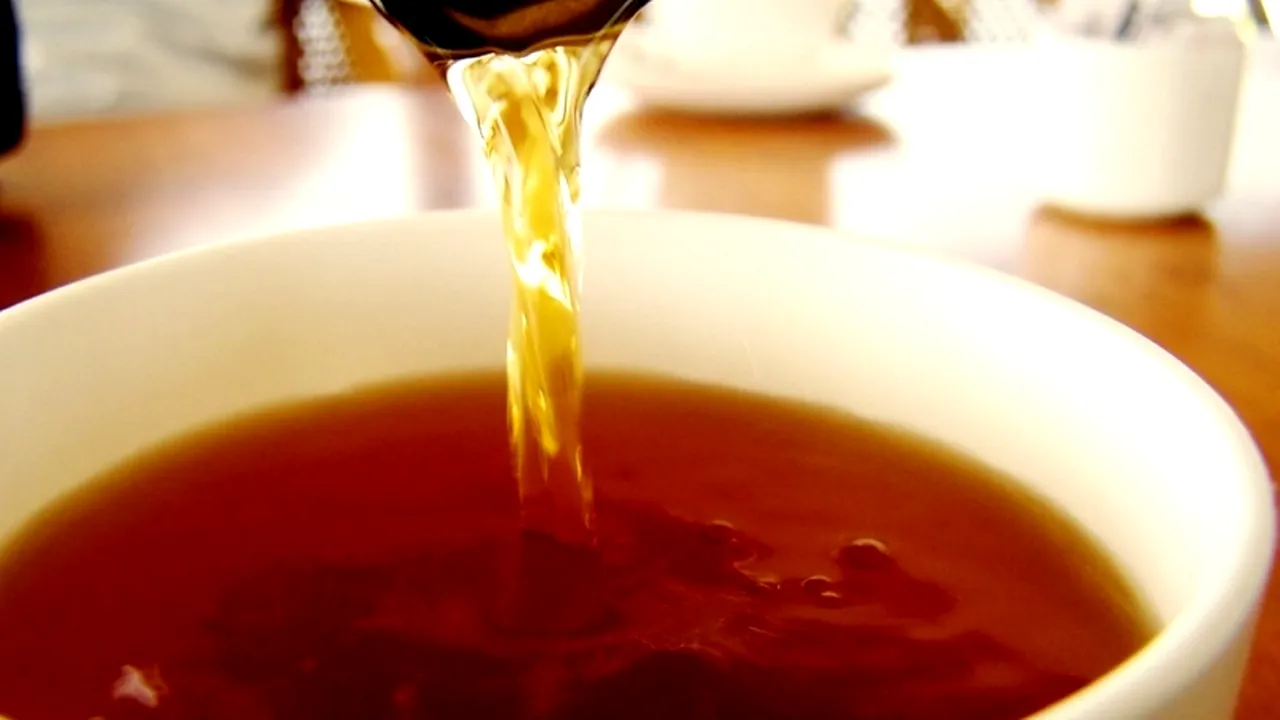 Ceaiuri care te ajută să scapi de TUSE. Scorțișoară și coajă de portocale, ghimbir și oregano: SĂNĂTATE în ceașcă