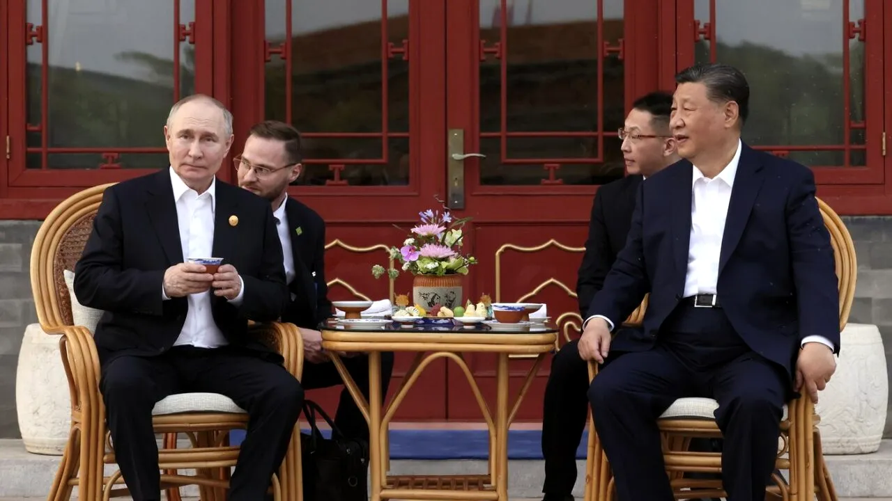 Rusia denunță ”războiul indirect” al SUA și avertizează asupra efectelor /Beijingul atribuie Washingtonului vina pentru conflictul din Ucraina