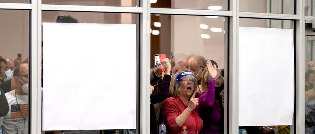 Cum se numără voturile în America, imagini VIDEO de necrezut din Detroit! Donald Trump, șocat: „Au fost blocate ferestrele!”