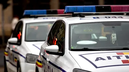 Nu e banc. Trei mașini de poliție, implicate într-o tamponare în lanț, în drum spre un curs de conducere preventivă