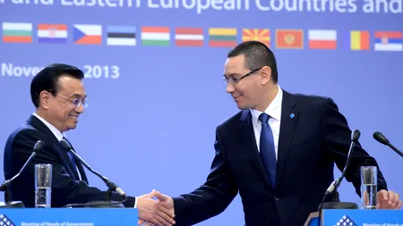 Premierul chinez a plecat din România, fiind condus de Ponta până la scara avionului