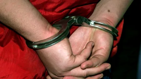 Bărbat de 46 de ani, cercetat în Italia pentru proxenetism, prins de polițiști în Timiș