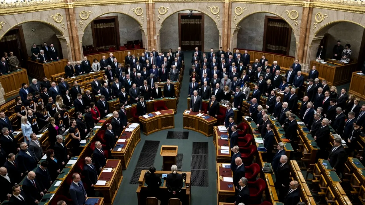 Parlamentul Ungariei aprobă INTEGRAREA Suediei în NATO