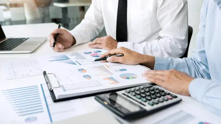 Mediul de afaceri, apel pentru soluționarea crizei politice. Câte IMM-uri au fost afectate de pandemia de COVID-19