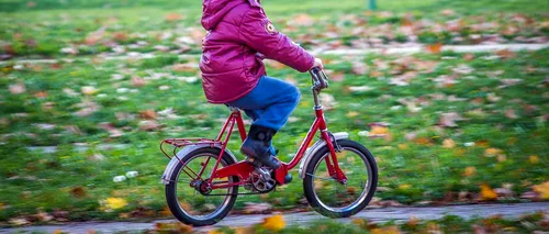 (P) Cu siguranță copilul tău va merge pe bicicletă după acești pași!