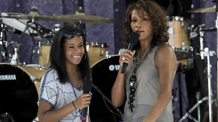 La trei ani de la moartea lui Whitney, familia Houston își ia adio de la fiica artistei. Medicii spun că nu mai pot face nimic pentru Bobbi Kristina
