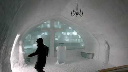 Douăzeci de turiști străini vor petrece Revelionul la restaurantul de gheață de la Bâlea Lac