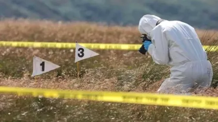 O tânără dispărută de acasă a fost găsită moartă pe un câmp. Ce a cauzat decesul femeii?