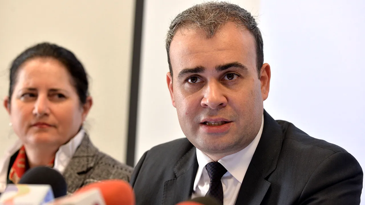 Vâlcov, despre schimbarea GUVERNELOR și REMANIERI: Semn de PROFESIONALISM