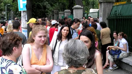 Examenul de titularizare a dat bătăi de cap: Am venit pentru că m-au obligat părinții, ca să am o profesie
