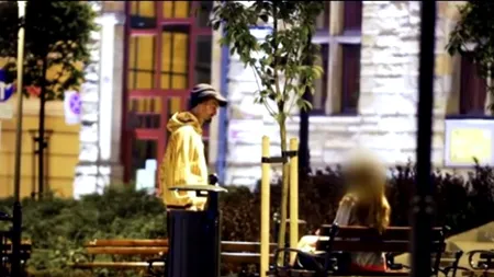 Lecția pe care a primit-o această tânără după ce a refuzat să vorbească cu un bărbat pentru că era sărac