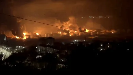 Rafinărie Rosneft, în flăcări după un atac cu drone ucrainene asupra unui port crucial din regiunea rusească Krasnodar