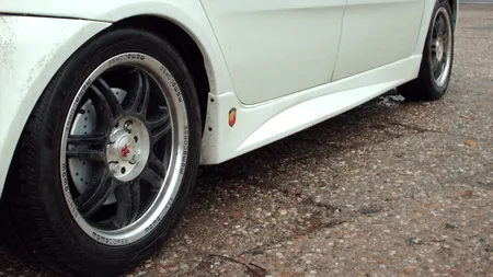 Cât te COSTĂ, de fapt, întreținerea mașinii personale. Mulți români renunță la acest „lux”!