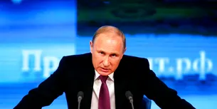 Kremlinul îi ÎNDOCTRINEAZĂ pe tinerii ruși, cu 6 luni înainte de realegerea lui Putin: ”Au cel mai mare potențial de a protesta împotriva regimului”