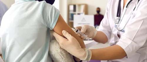 CNCAV: 4297 de români s-au vaccinat anti-COVID în ultima zi. Aproape 8 milioane de persoane sunt vaccinate cu schema completă