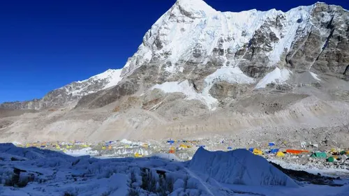 Anunț istoric: cât a pierdut în înălțime vârful  Everest după cutremurul din Nepal
