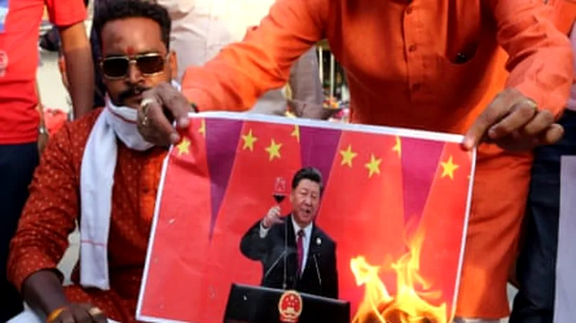 RELAȚIA INDIA-CHINA. În India se organizează proteste care îndeamnă la boicotarea produselor chinezești