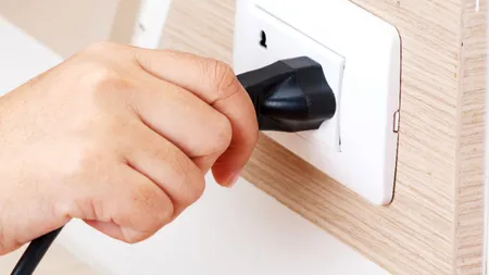 Lista electrocasnicelor care trebuie scoase din priză, atunci când pleci în concediu. Care este cel mai mare 