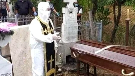 Preotul Alexandru Militaru, devenit celebru pentru combinezonul purtat la o slujbă de înmormântare, a murit. El era așteptat la ultima Bobotează, înainte de pensionare