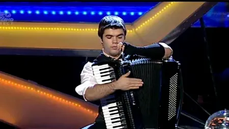 FINALA ROMÂNII AU TALENT, SEZONUL 3. Rotari Ghenadie a ridicat sala în picioare cu acordeonul său - VIDEO