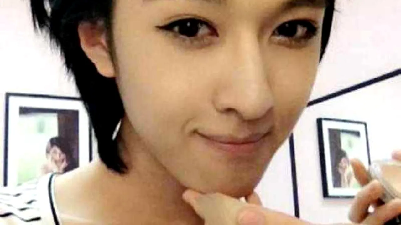 Un model androgin asiatic, confundat cu o femeie pe site-urile de socializare 